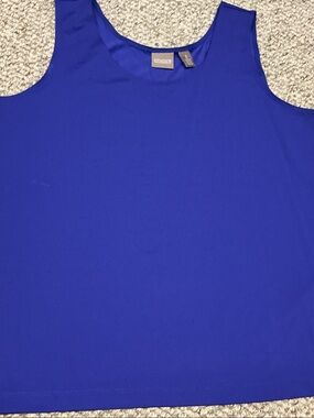 Chico's Sleeveless Scoop-Neck Tank in Cobalt Blue. Size 3